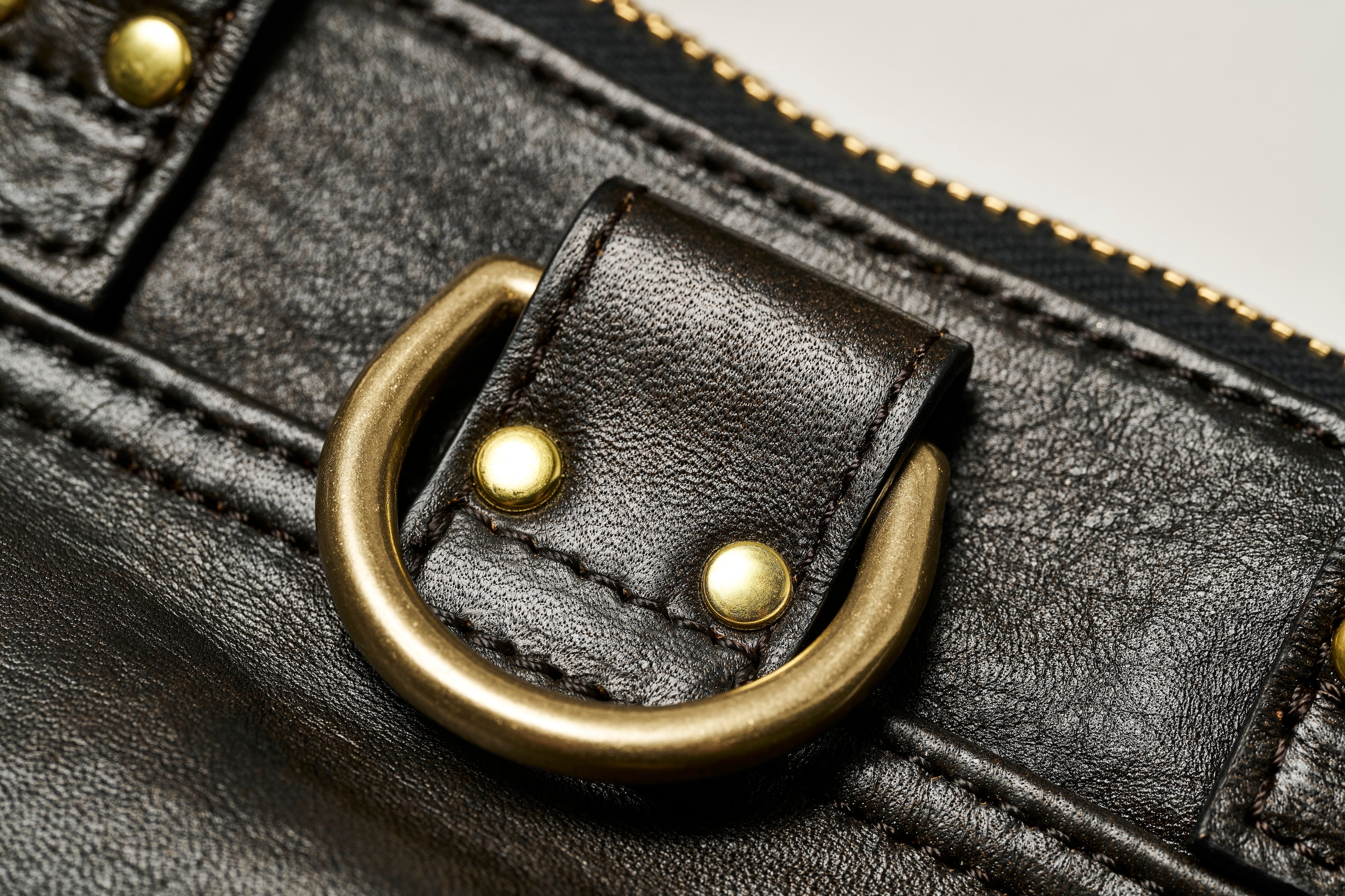 池田工芸 × Lightning 純国産「茶芯」ホースハイド T-Core Leather Lover Minimet Bag【公式オンライン限定】