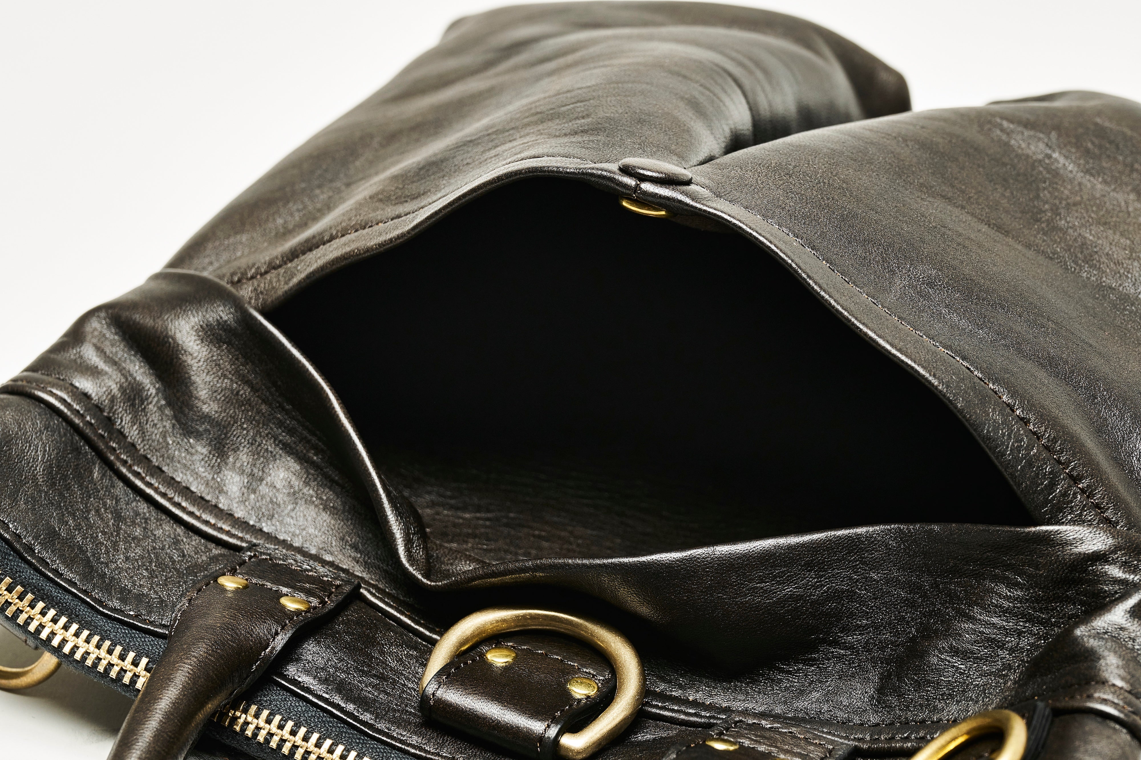 池田工芸 × Lightning 純国産「茶芯」ホースハイド T-Core Leather Lover Minimet Bag【公式オンライン限定】