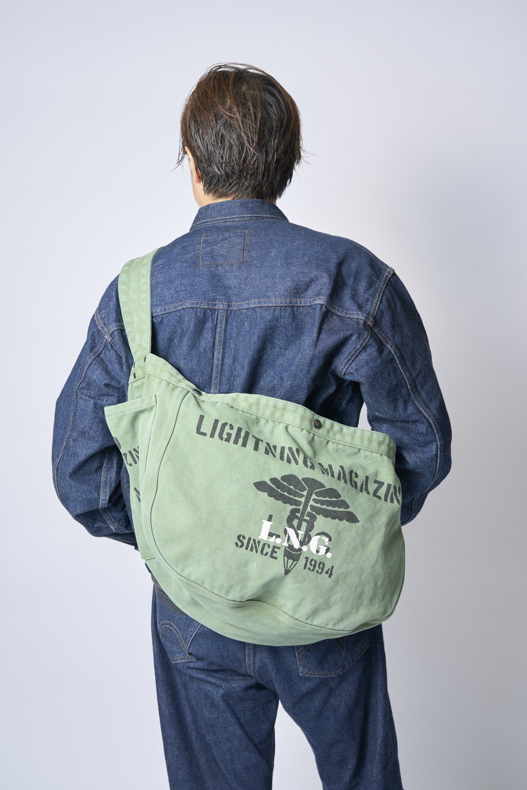 California Sportswear × Lightning ニュースペーパーバッグ(Military)
