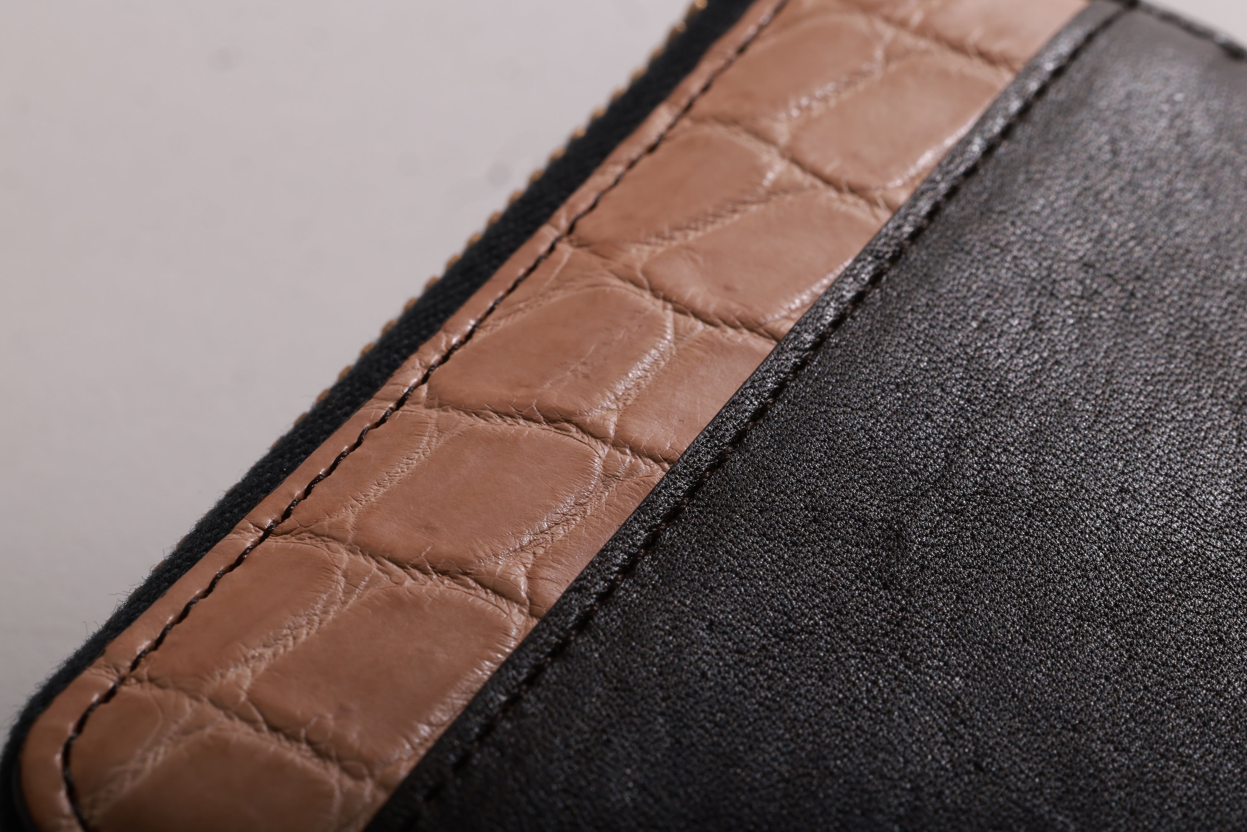 池田工芸 × Lightning 純国産「茶芯」ホースハイド×「ヌメ」クロコダイル L字ファスナー財布 T-Core Leather Lover wallet【公式オンライン限定】