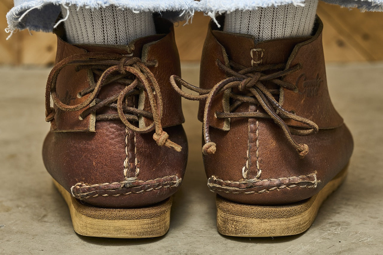 J.L COOMBS BACK-SHOELACE MOCCASIN BOOTS