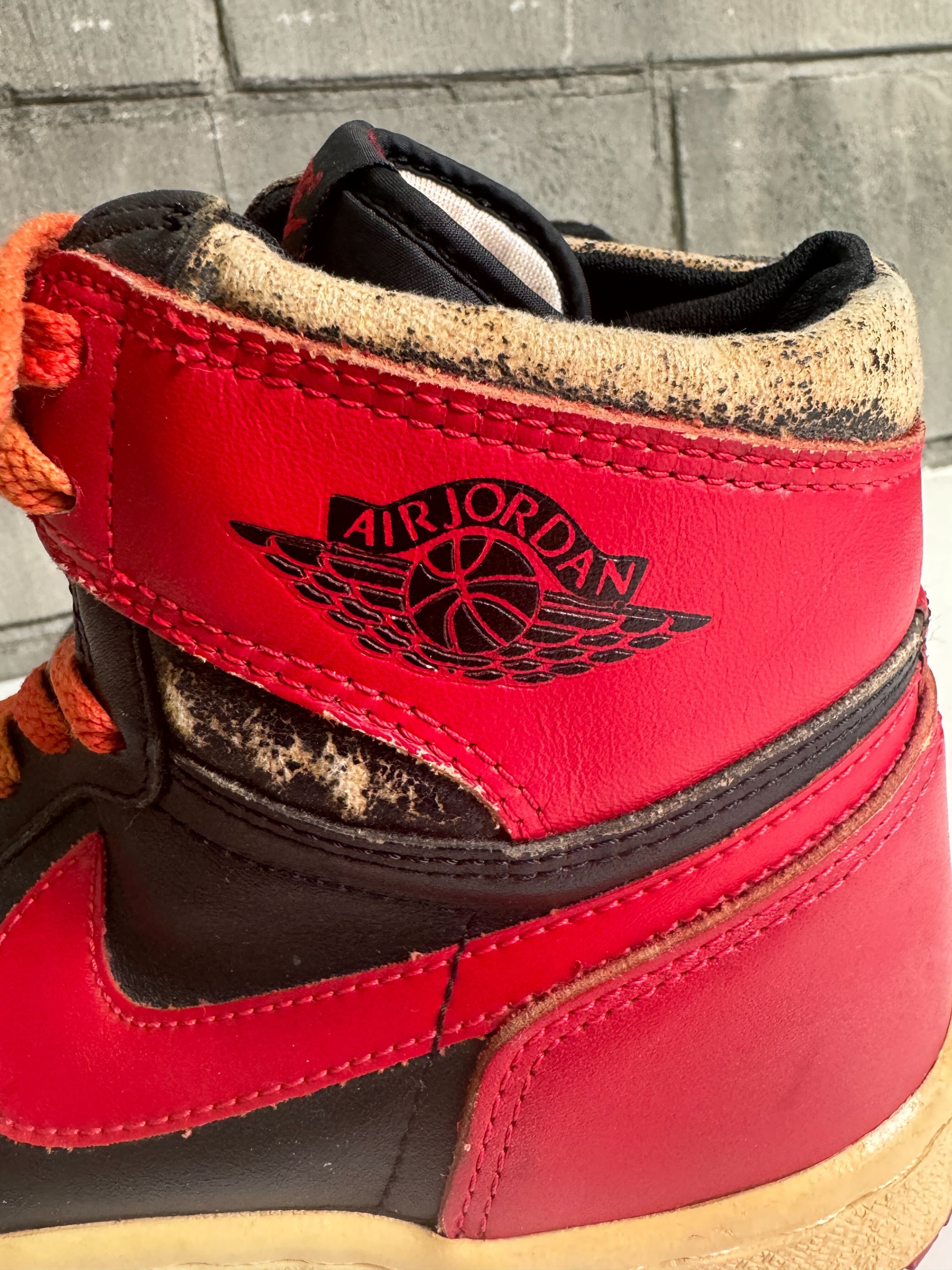 抽選販売 AIR JORDAN HI ヴィンテージスニーカーミュージアム