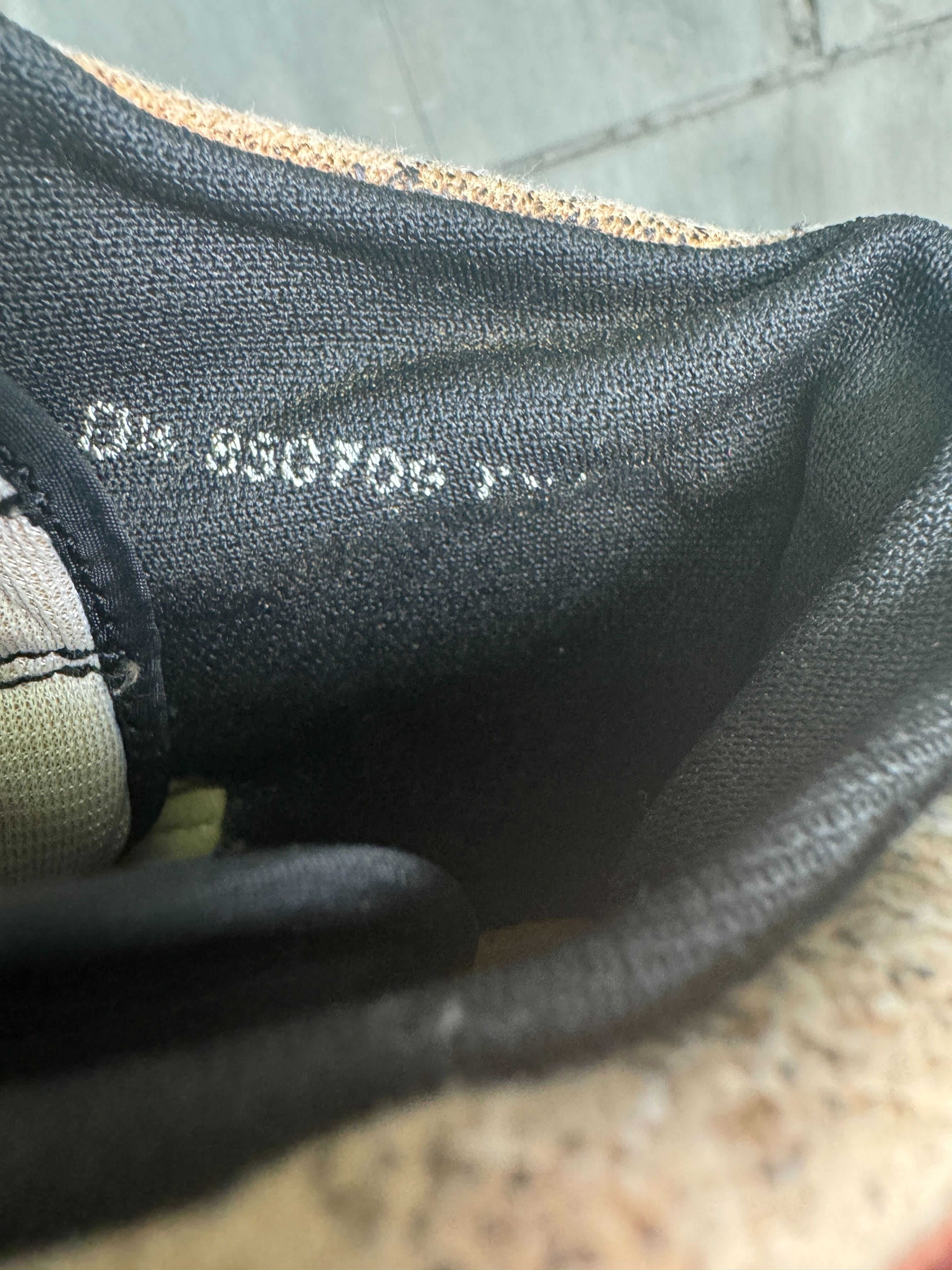 抽選販売 AIR JORDAN HI ヴィンテージスニーカーミュージアム