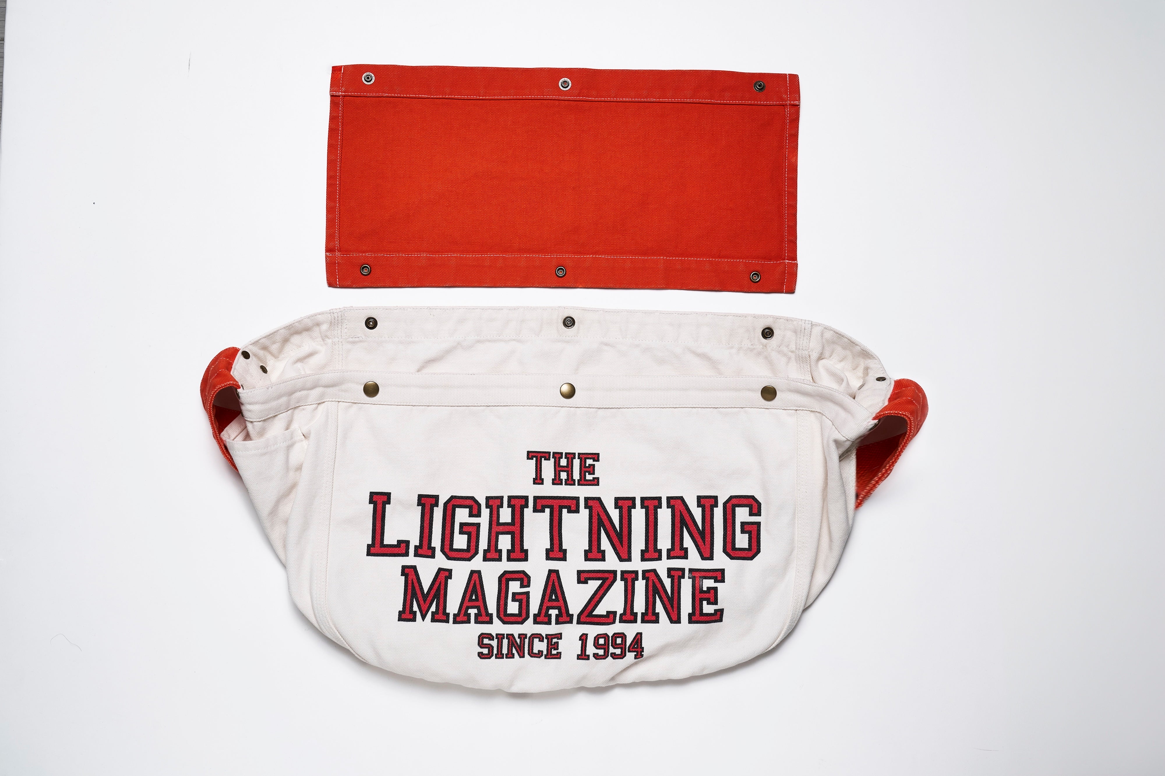 Lightning × California Sportswear ニュースペーパーバッグ 2トーン
