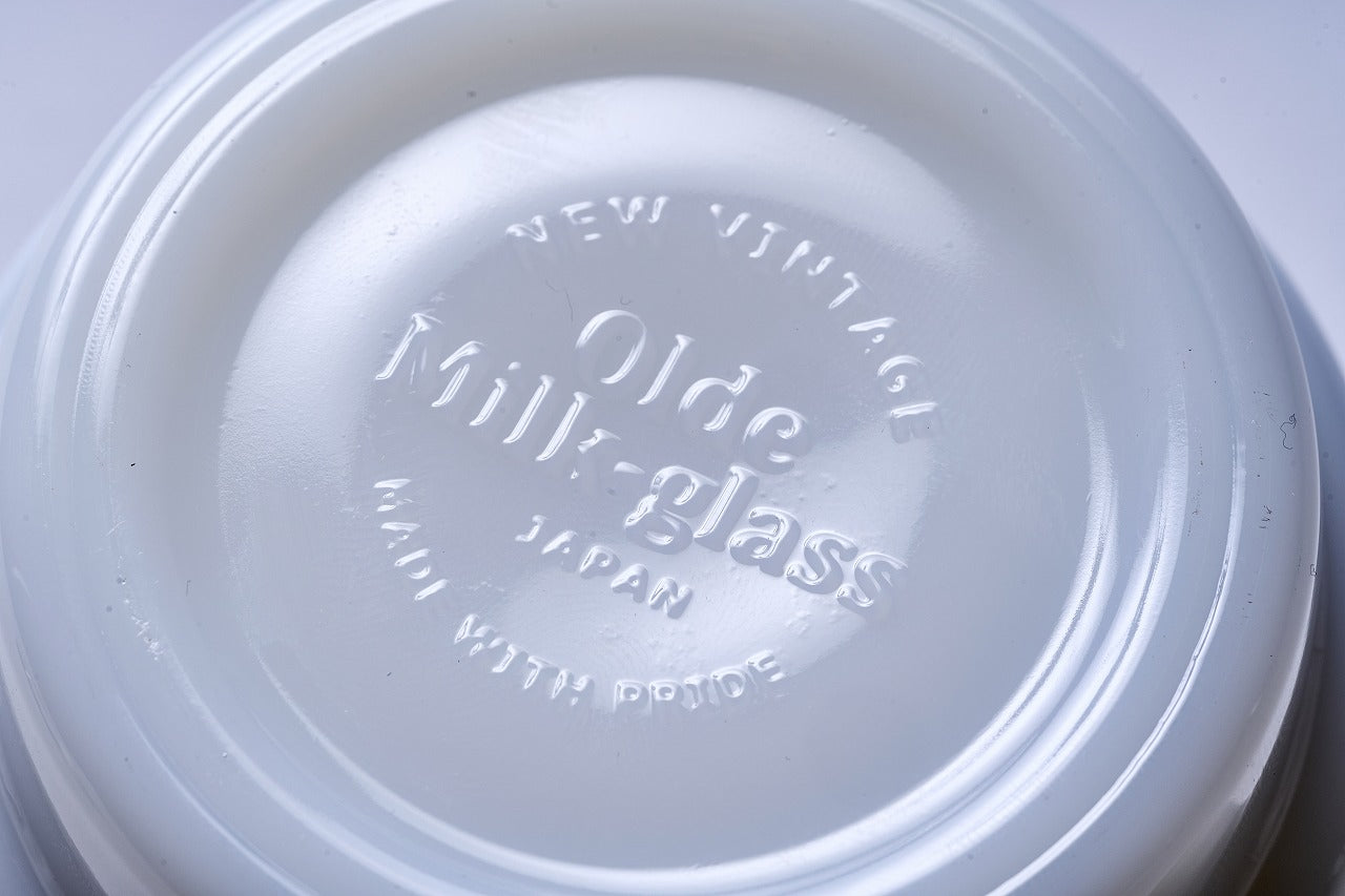 Lightning別注 Olde Milk-Glass “HAVE A COZY TIME”スタッキングマグ