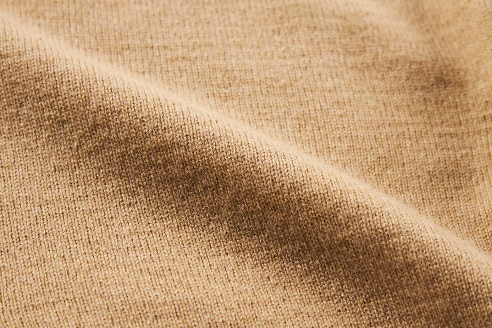 カシミヤ100%面二シャツ