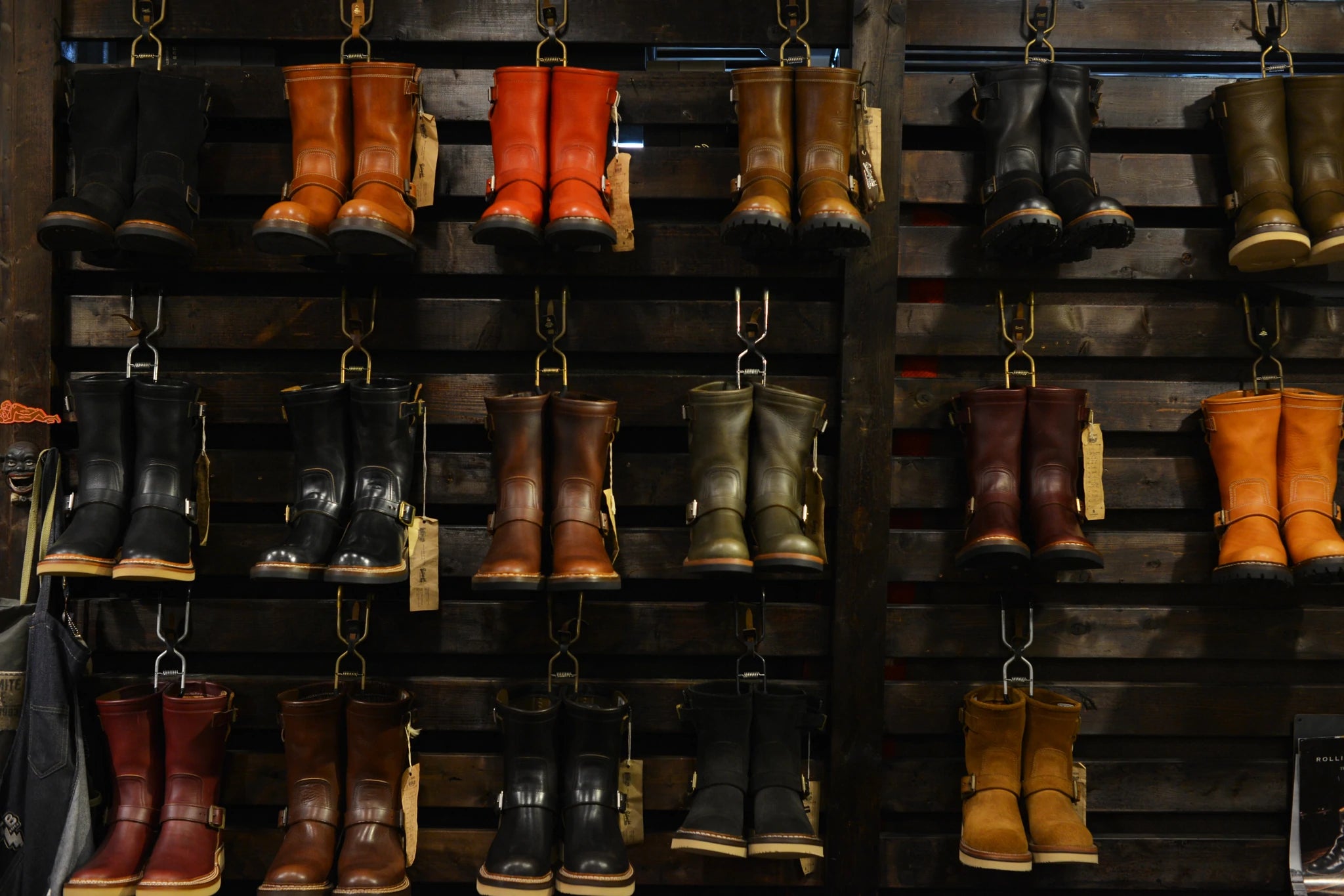 THE BOOTS SHOP BOOTS HANGER