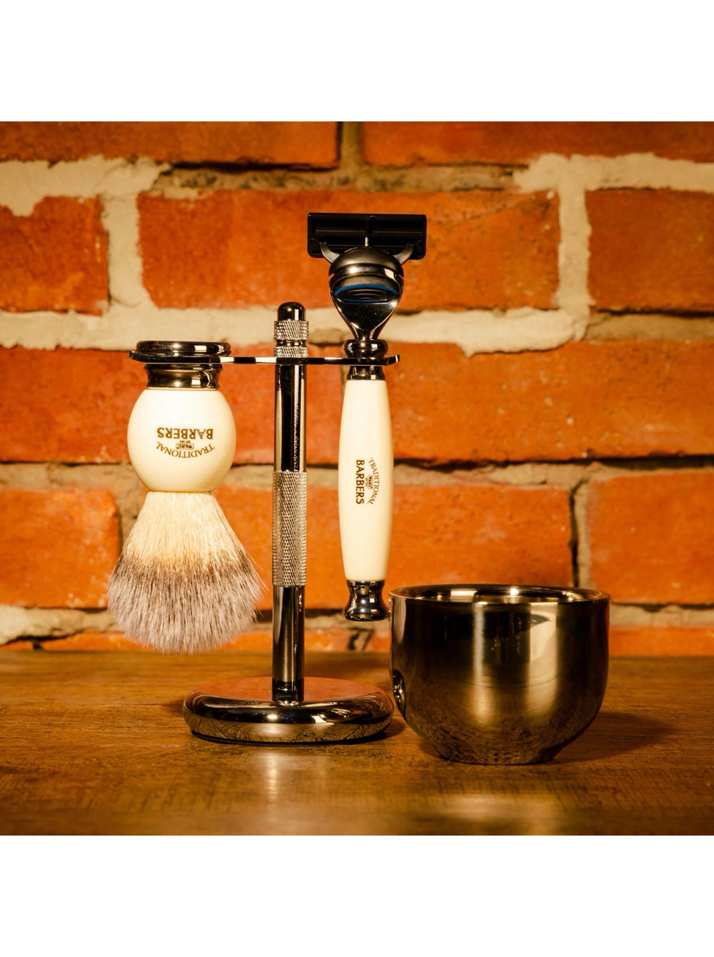 WAHL / Traditional Barberシリーズ シェービングセット(White)