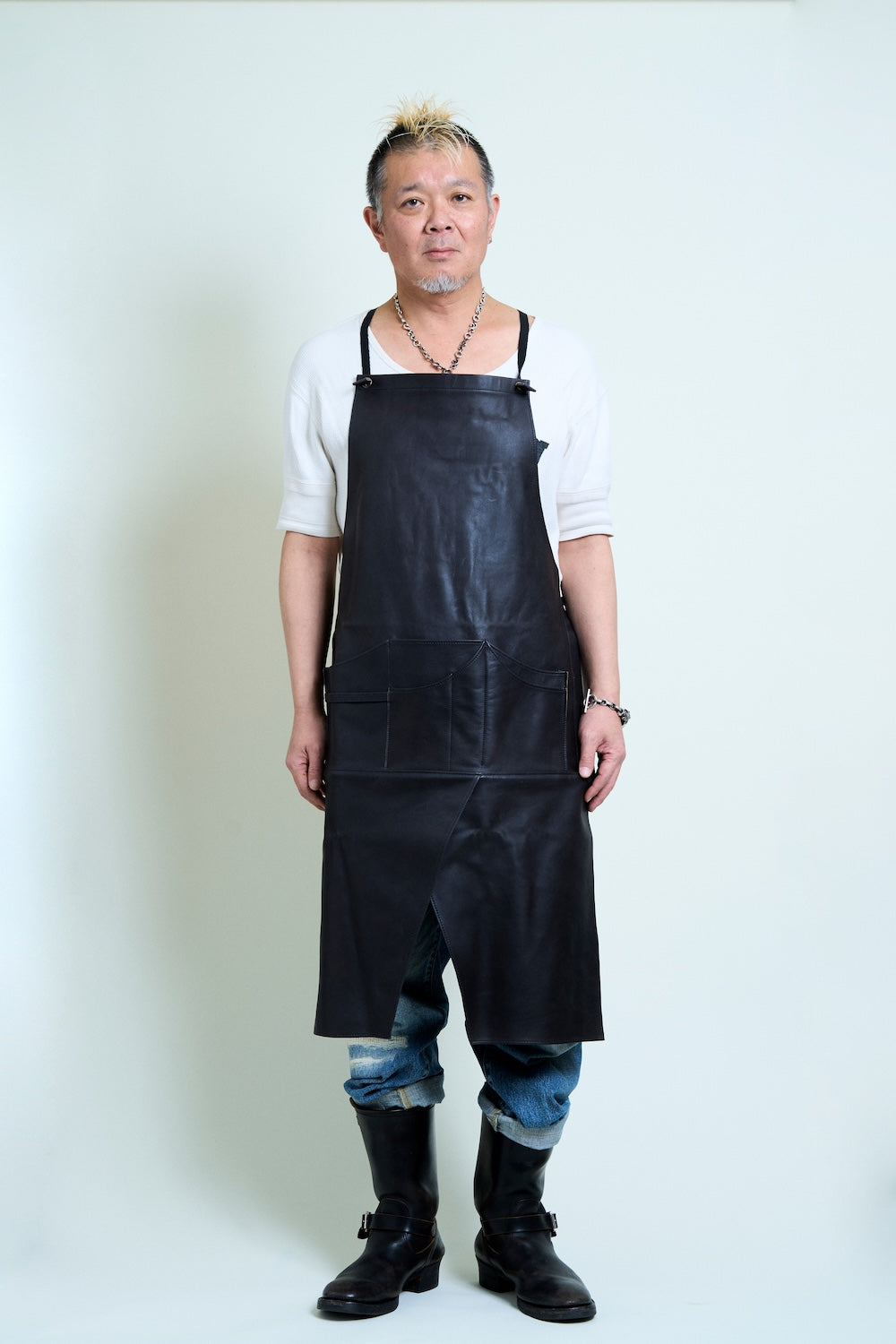 茶芯ソフトレザーハカマエプロン【6月30日頃出荷】