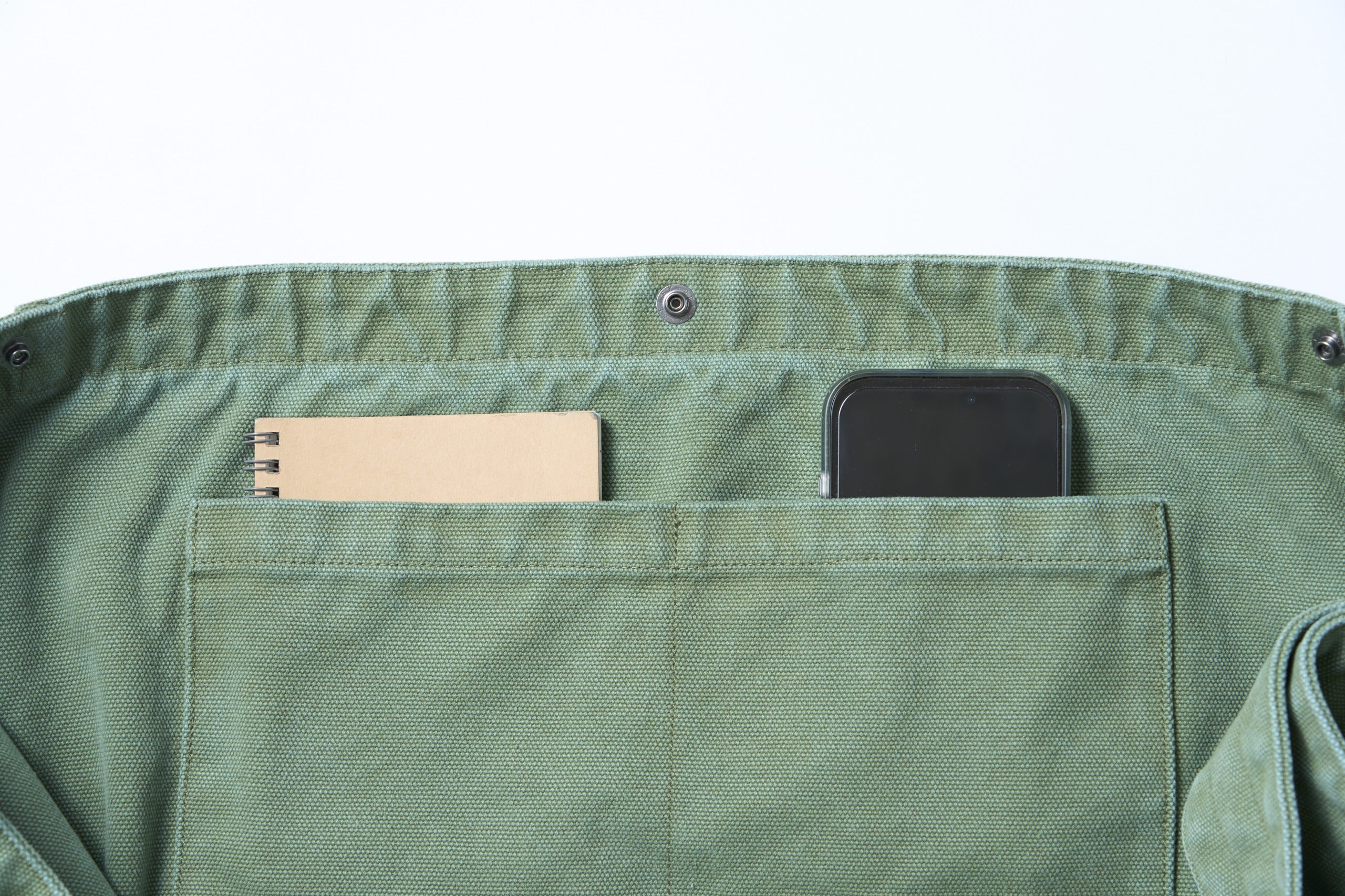 California Sportswear × Lightning ニュースペーパーバッグ（Military）