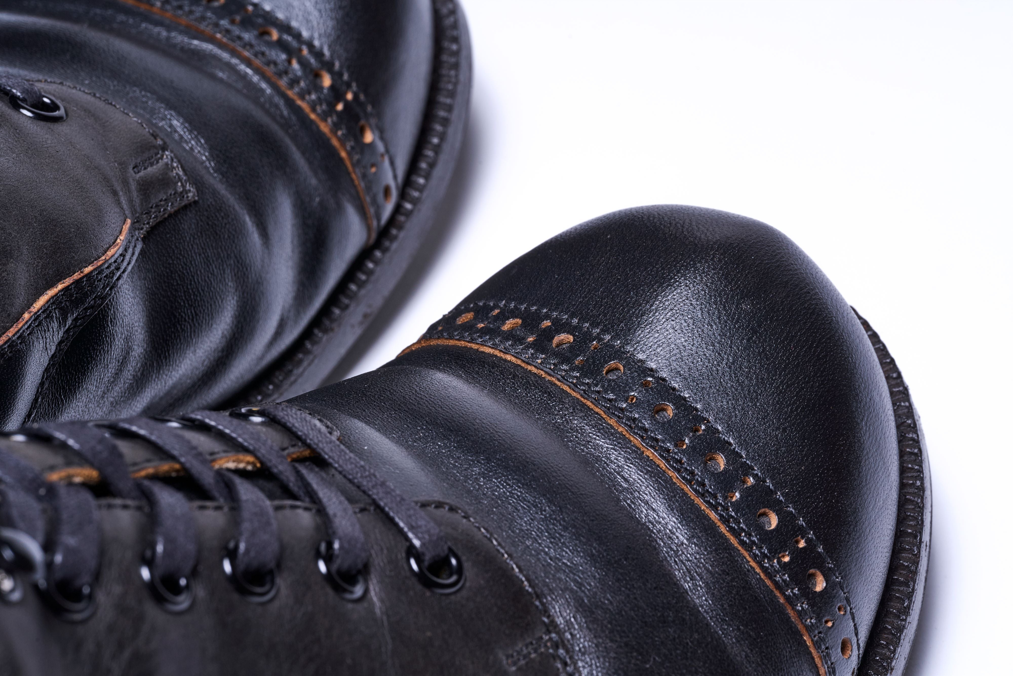 【Lightning30周年企画】The 2 Monkeys × Lightning VAUDEVILLE BOOTS "Black Colts‟