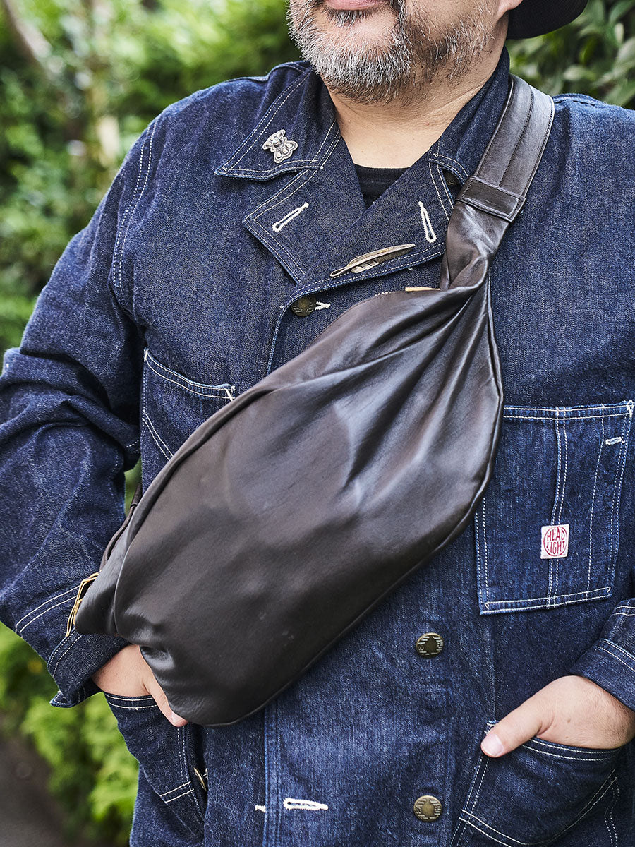 池田工芸 × Lightning 「赤茶芯」ホースハイド バディバッグ【8月26日頃出荷】